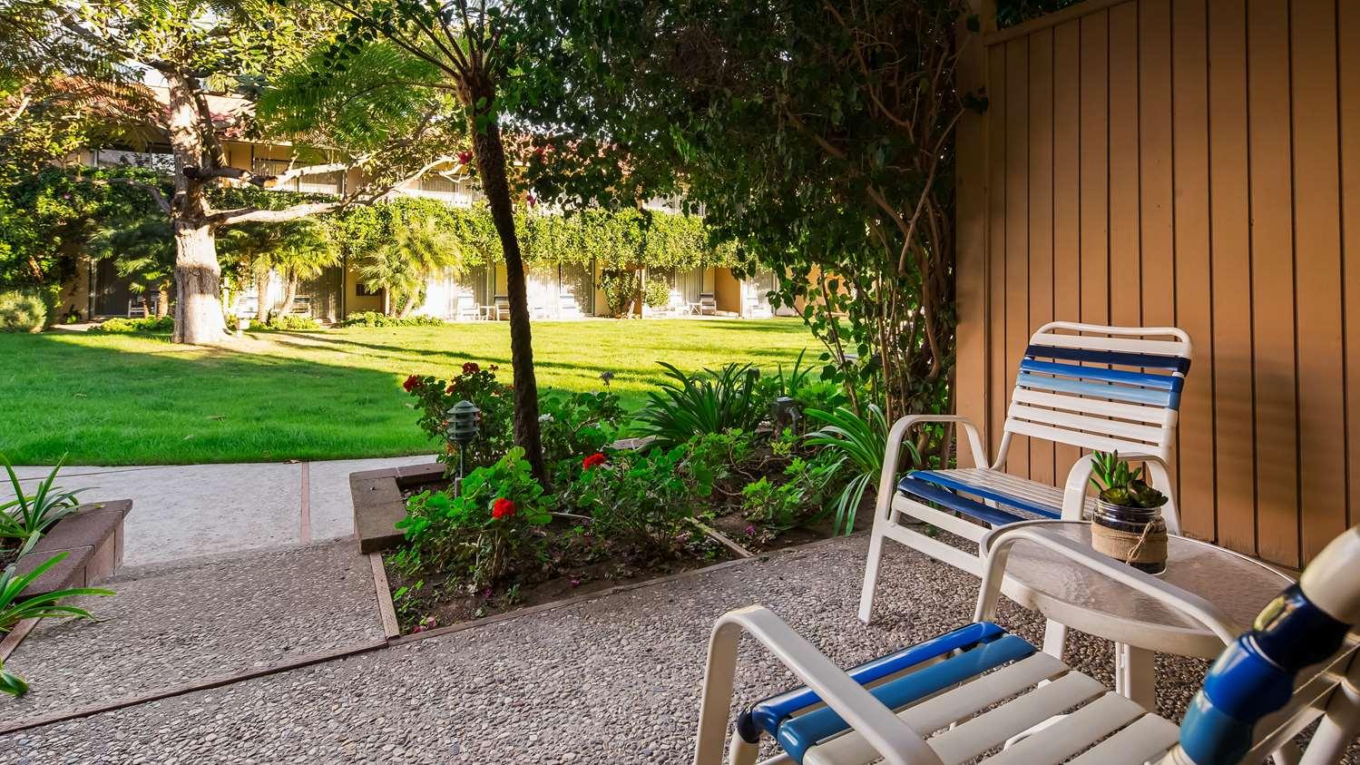 Best Western Plus Pepper Tree Inn Santa Bárbara Exterior foto